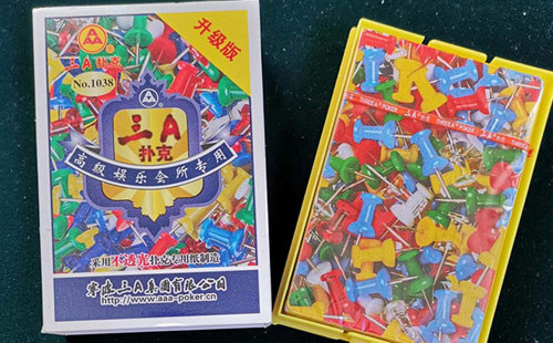 新和扑克批发采购指南与产品质量识别要点解析